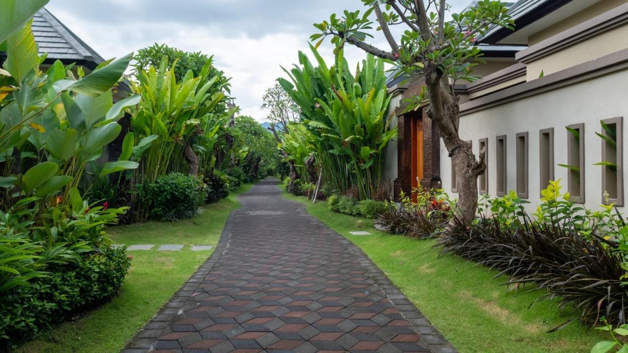 The Grand Villandra Resort Lovina Eksteriør bilde