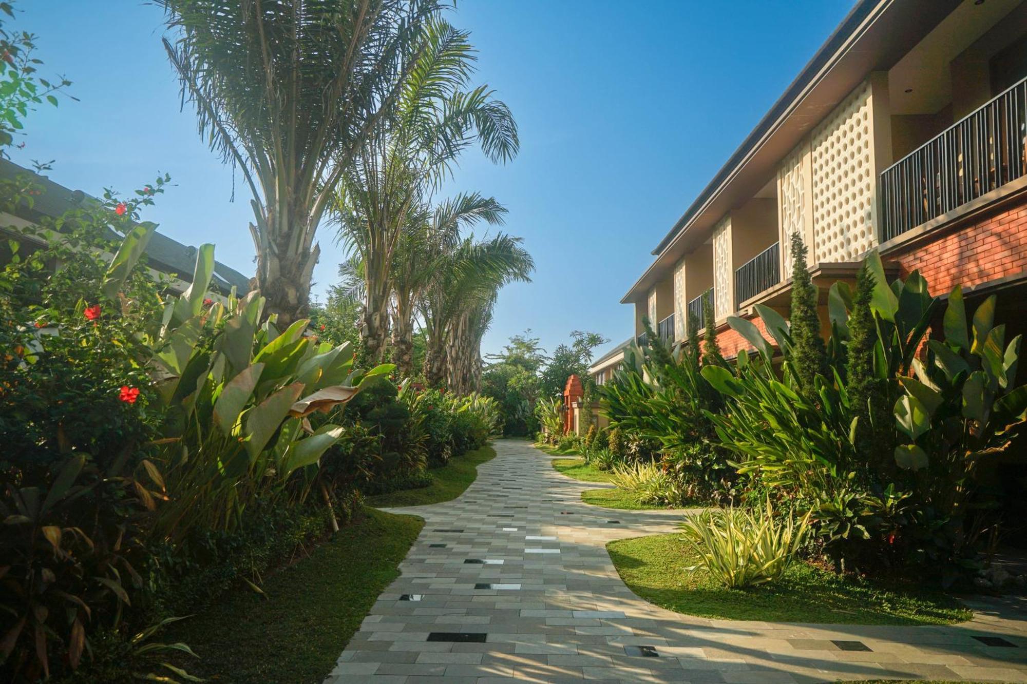 The Grand Villandra Resort Lovina Eksteriør bilde